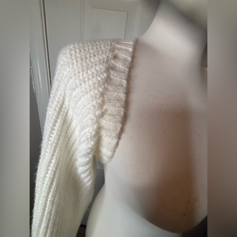 SHEIN | NWOT size large |  White Women's Sweater bolero. Chunky knit - Picture 9 of 12